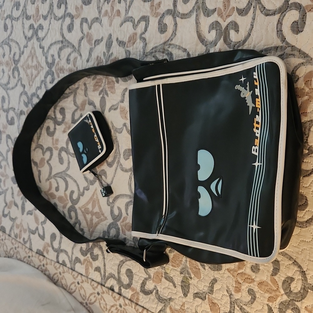 Badtz maru shoulder bag